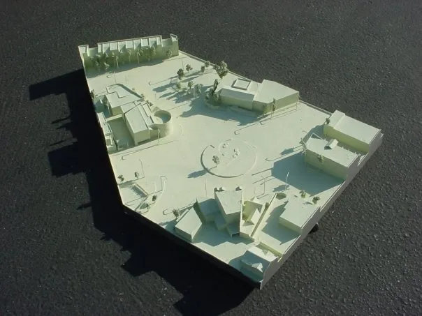 A model of the Venice circle